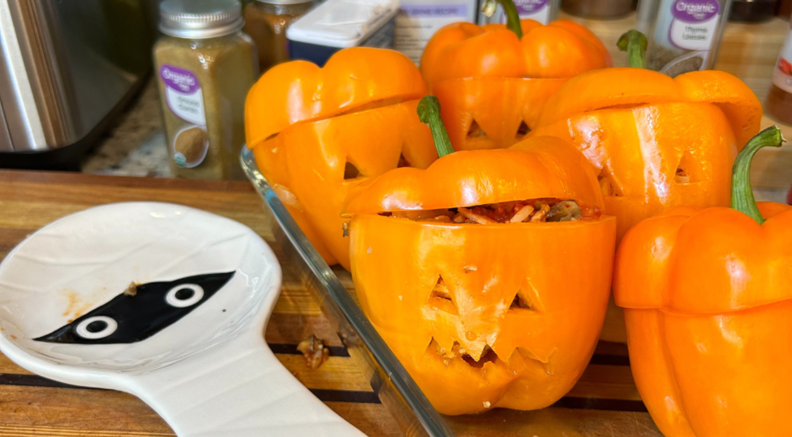 Viral Jack-O’-Lantern Stuffed Bell Peppers